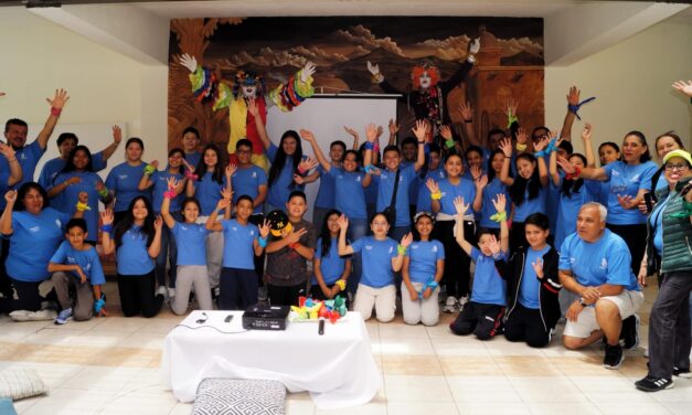 Reconocen a los mejores estudiantes de Guanajuato