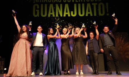Amplían Convocatoria al Premio Estatal de las Juventudes 2025