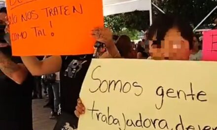 zapateros se manifiestan en Presidencia Municipal de SFR