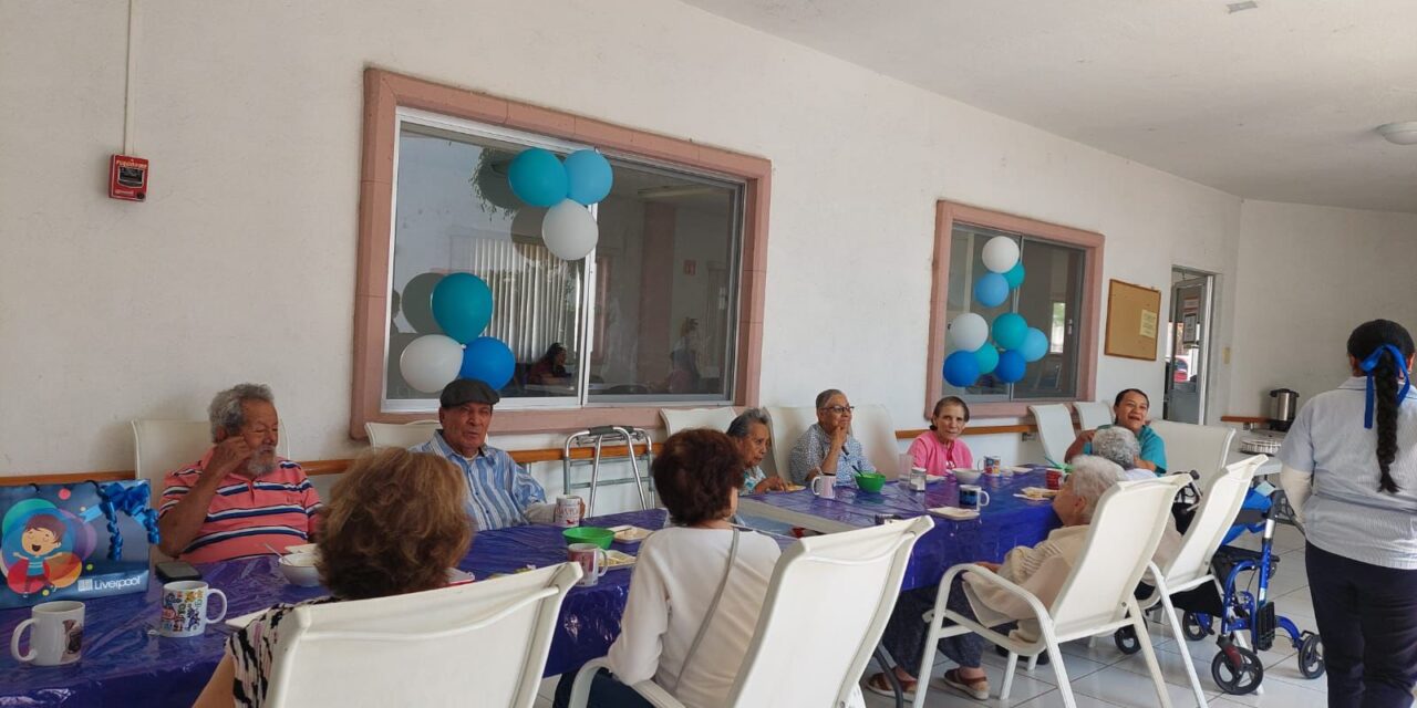 Estudiantes del CECyTEG visitaron el Instituto de la Memoria