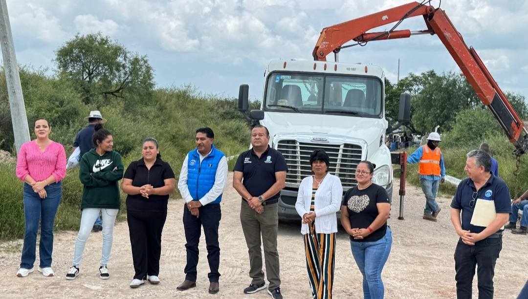 Anuncian electrificación en comunidades de Purísima