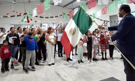 Conmemoran fiestas patrias en Centro Nuevo Comienzo
