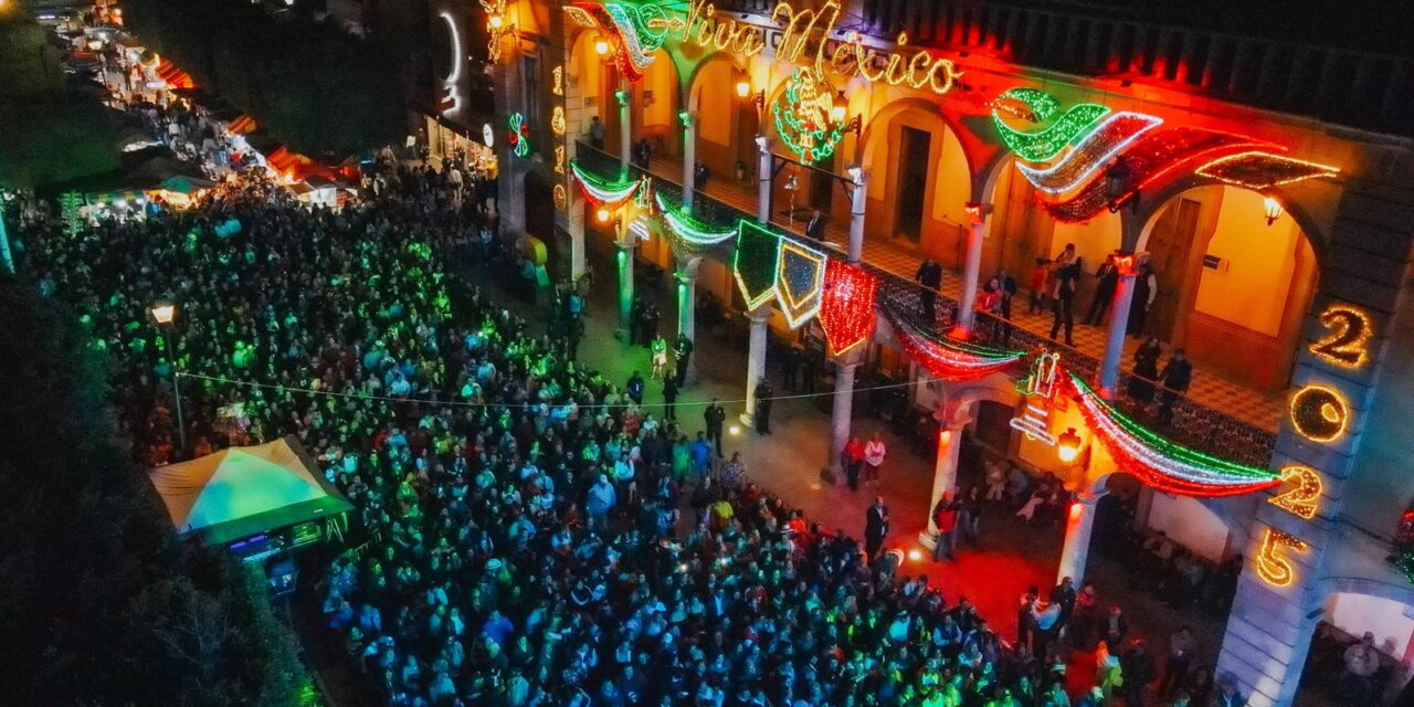 Viven fiestas patrias en San Francisco del Rincón