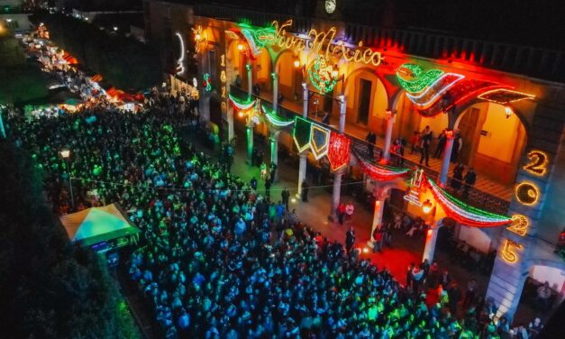 Viven fiestas patrias en San Francisco del Rincón