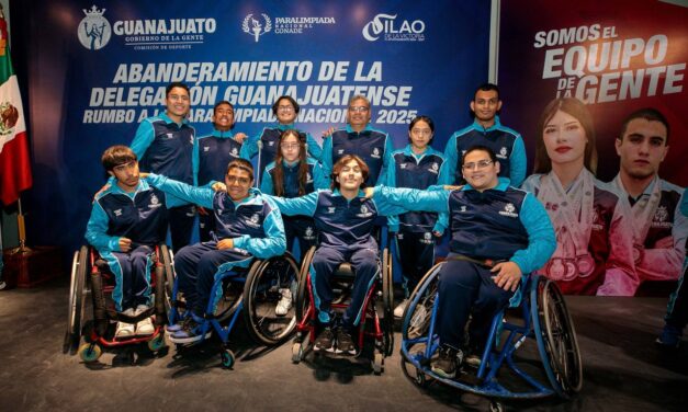 Abandera Gobernadora a Delegación Paradeportiva guanajuatense