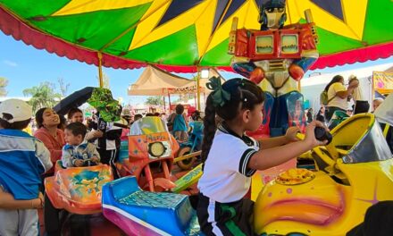 Disfrutan de la Feria de San Francisco del Rincón
