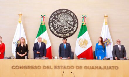 Llama Libia Dennise a legislar por la ciudadanía