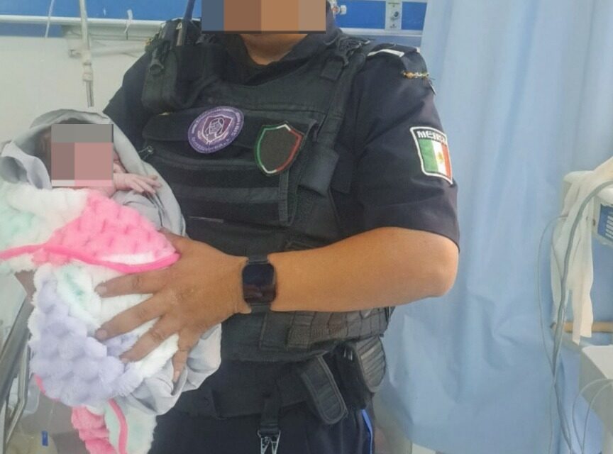 Policía de San Francisco del Rincón asiste a mujer en parto