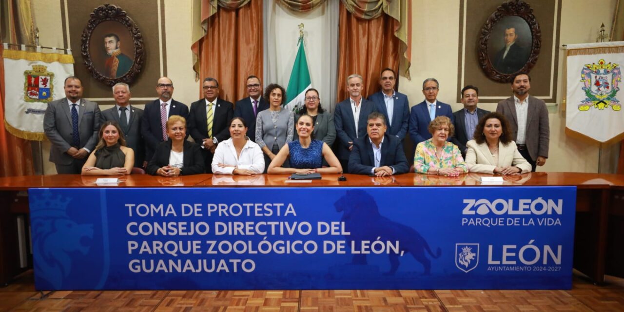 Rinde protesta nuevo Consejo Directivo del Zoológico de León