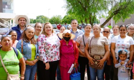 Entregan apoyos en San Francisco del Rincón