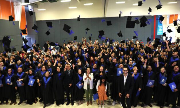 Obtienen certificado de preparatoria con Juventudes