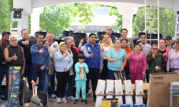 En Purísima del Rincón entregaron apoyos