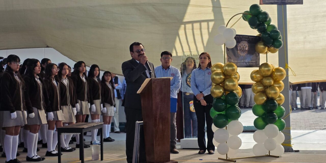 Celebran 100 años de Secundarias Técnicas