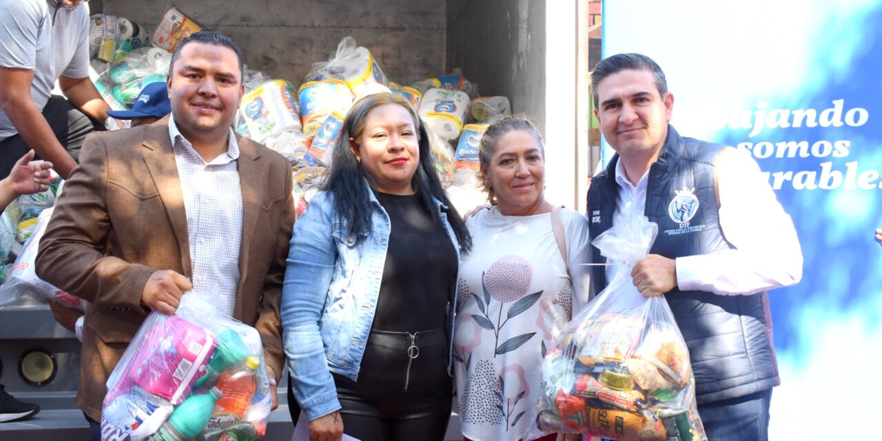 Entregan víveres a familias penjamenses