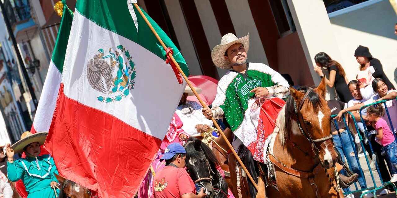 Desfilan en San Francisco del Rincón
