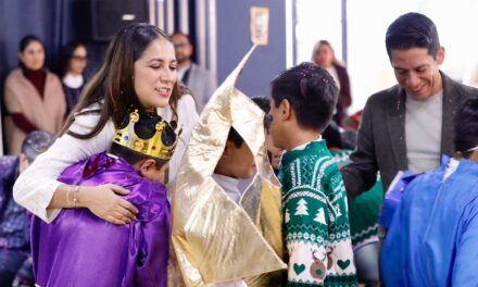 Comparte Gobernadora Día de Reyes con menores de la Casa Hogar San Antonio