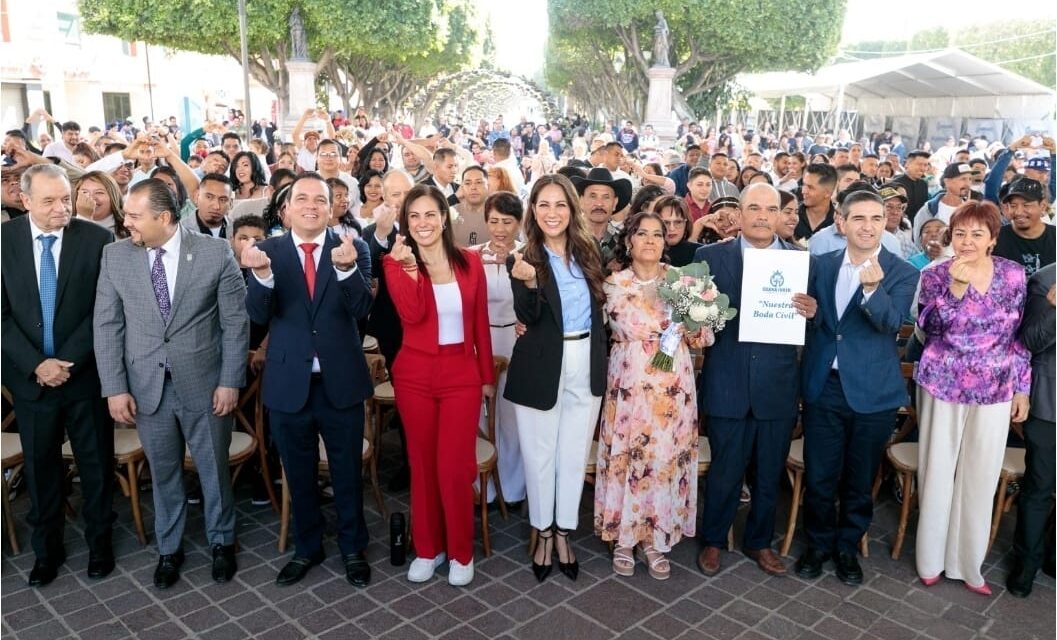 Celebran su amor 150 parejas en el Love Fest