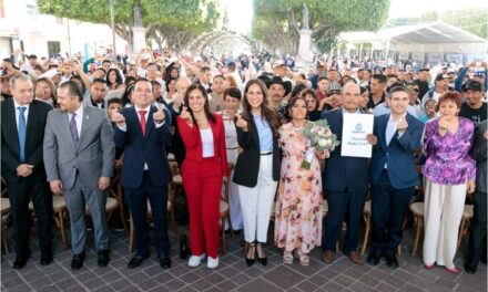 Celebran su amor 150 parejas en el Love Fest