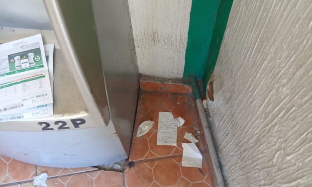 En el olvido cajero de CFE