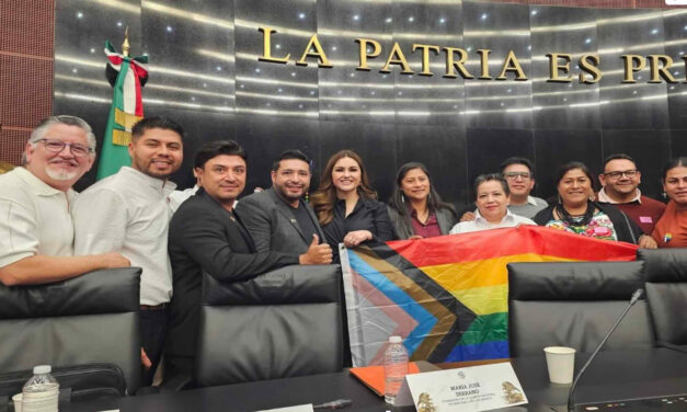 Entregan Manifiesto LGBTTTIQANB + al Congreso de la Unión