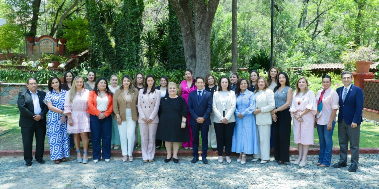Se unen para fortalecer a las familias, el Voluntariado de la Gente y la AMEXME