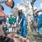 Libia Dennise encabeza jornada de reforestación en el Día Mundial del Árbol