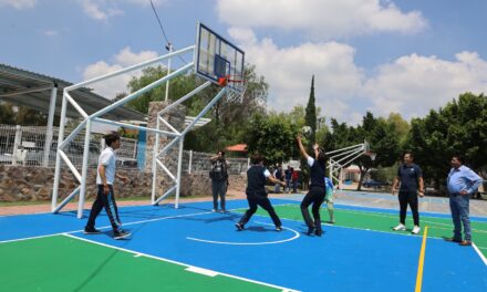 Mejoran espacios deportivos en Purísima del Rincón