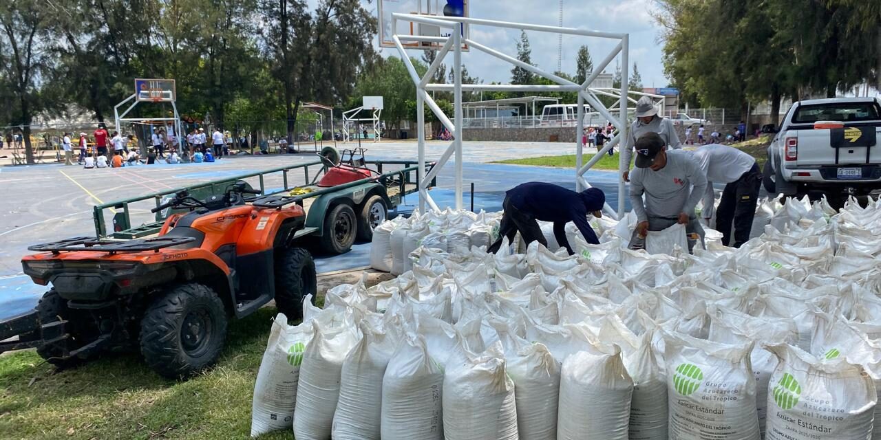 Rehabilitan espacios deportivos en Purísima del Rincón
